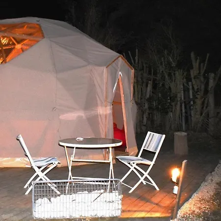 Bulle D'amour A 500 M De La Luxury tent